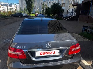 2009 Mercedes-Benz E-Класс 220 5G-Tronic IV (W212, S212, C207), серый, 1350000 рублей, вид 4