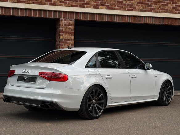 2014 Audi A4 IV (B8) Рестайлинг, белый, 1950000 рублей - вид 5