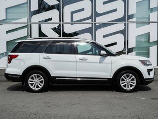 2018 Ford Explorer V Рестайлинг 2, белый, 4070000 рублей, вид 5