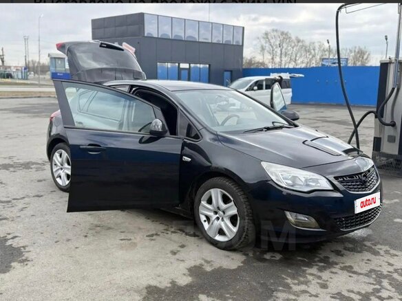 2011 Opel Astra J, чёрный, 390000 рублей - вид 2