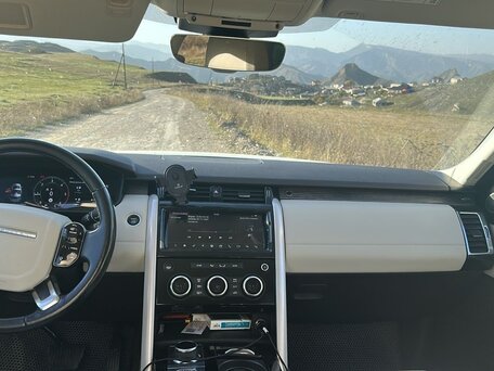 2019 Land Rover Discovery V, белый, 4150000 рублей, вид 5