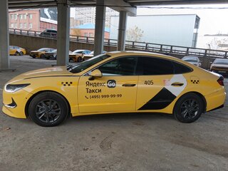 2021 Hyundai Sonata VIII (DN8), жёлтый, 999900 рублей, вид 3