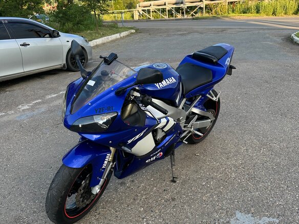 2001 Yamaha YZF-R1, синий, 450000 рублей - вид 8