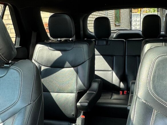 2021 Ford Explorer VI, чёрный, 4500000 рублей - вид 12