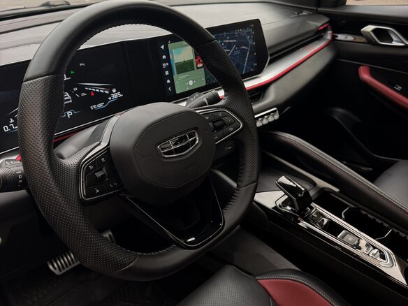 2023 Geely Coolray (Binyue Cool) I Рестайлинг, серый, 2090000 рублей - вид 25