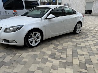 2010 Opel Insignia I, белый, 760000 рублей, вид 1