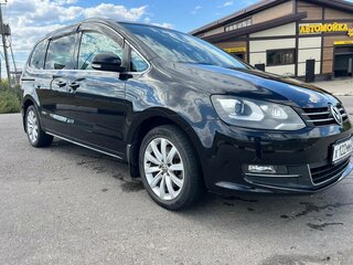 2011 Volkswagen Sharan II, чёрный, 1100000 рублей, вид 1