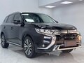2022 Mitsubishi Outlander III Рестайлинг 3, чёрный, 2140000 рублей - вид 2