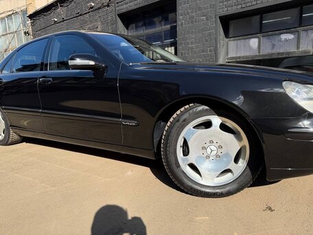 2001 Mercedes-Benz S-Класс 600 Long IV (W220), чёрный, 14385000 рублей, вид 2
