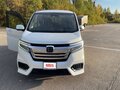 2021 Honda Stepwgn V Рестайлинг, белый, 2600000 рублей - вид 1