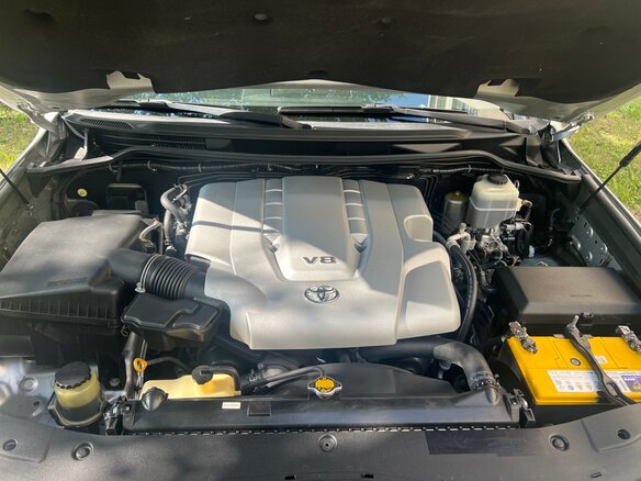 2008 Toyota Land Cruiser 200 Series, серебристый, 4000000 рублей - вид 23