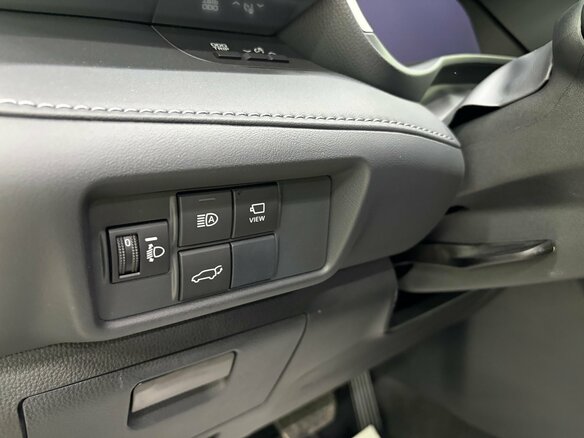 2025 Toyota Highlander IV (XU70), чёрный, 5350000 рублей - вид 28