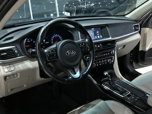 2017 Kia Optima IV, коричневый, 1499000 рублей - вид 6