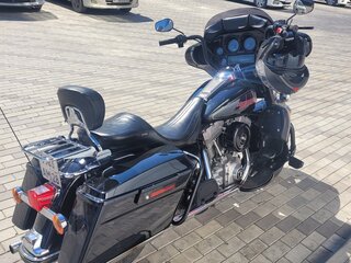 2005 Harley-Davidson Electra Glide, чёрный, 700000 рублей, вид 4