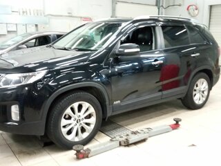 2017 Kia Sorento II Рестайлинг, чёрный, 2149000 рублей, вид 1