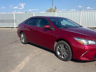 2016 Toyota Camry US Market VII (XV50) Рестайлинг, красный, 1650000 рублей, вид 3