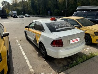 2017 Volkswagen Polo V Рестайлинг, белый, 540000 рублей, вид 4