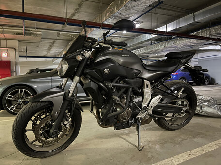 2015 Yamaha MT-07 (FZ-07), серый, 639000 рублей, вид 1