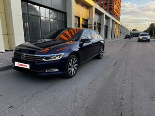 2019 Volkswagen Passat B8, синий, 1790000 рублей, вид 1