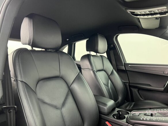 2018 Porsche Macan I, чёрный, 3190000 рублей - вид 16
