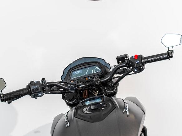 2023 Bajaj Dominar 400, чёрный, 370000 рублей - вид 10