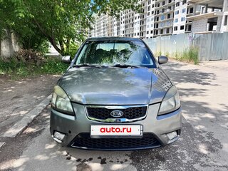 2010 Kia Rio II Рестайлинг, серебристый, 345000 рублей, вид 3