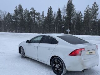 2018 Volvo S60 II Рестайлинг, белый, 2000000 рублей, вид 5