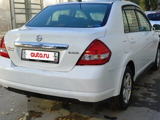 2009 Nissan Tiida Latio I, белый, 500000 рублей, вид 4