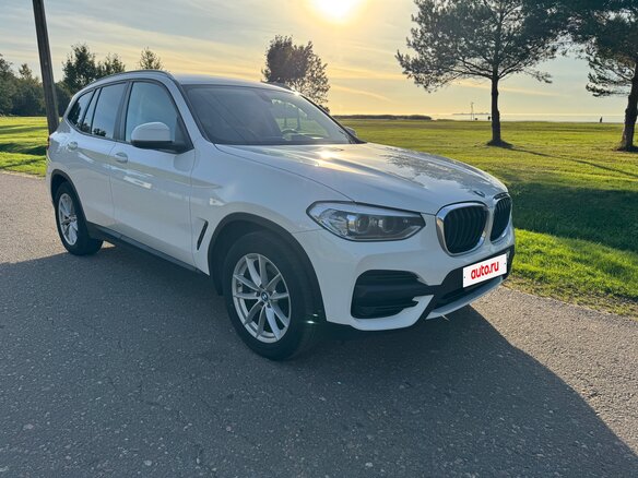 2019 BMW X3 20i xDrive III (G01), белый, 3299000 рублей - вид 5