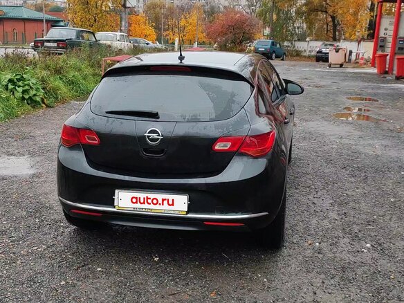 2012 Opel Astra J Рестайлинг, чёрный, 750000 рублей - вид 15