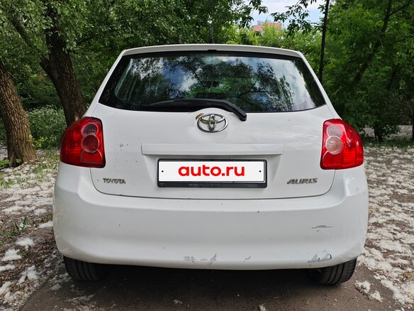 2007 Toyota Auris I, белый, 600000 рублей - вид 6