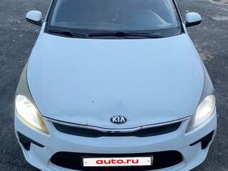 2018 Kia Rio IV, белый, 535000 рублей, вид 2