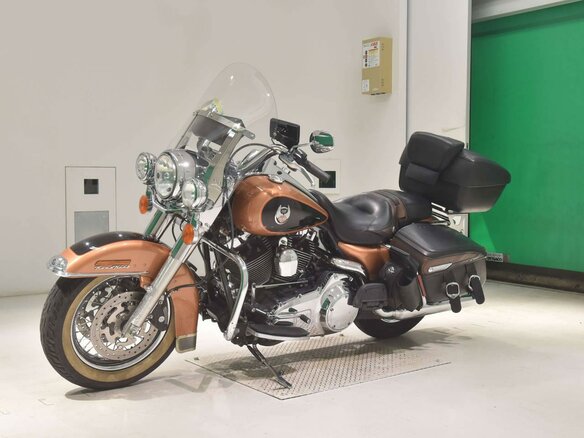 2008 Harley-Davidson Road King, оранжевый, 925000 рублей - вид 3