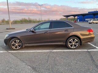 2013 Mercedes-Benz E-Класс 200 IV (W212, S212, C207) Рестайлинг, коричневый, 2100000 рублей, вид 4