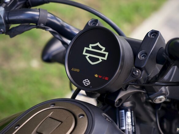 2022 Harley-Davidson Sportster S, чёрный, 1350000 рублей - вид 13