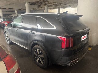 2020 Kia Sorento IV, чёрный, 3057000 рублей, вид 4