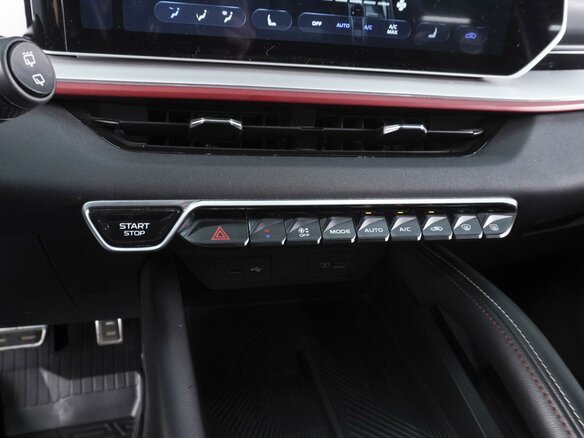 2024 Geely Coolray I Рестайлинг, серый, 2099000 рублей - вид 17