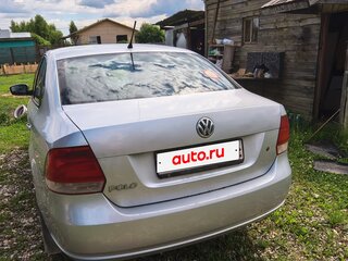 2013 Volkswagen Polo V, серый, 800000 рублей, вид 3