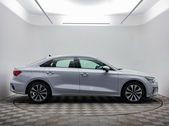 2021 Audi A3 35 TFSI IV (8Y), белый, 2550000 рублей - вид 3