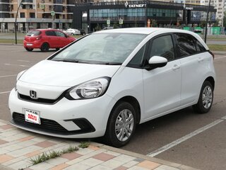 2020 Honda Fit IV, белый, 1199000 рублей, вид 1