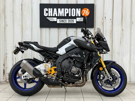 2017 Yamaha MT-10SP, серебристый, 1399000 рублей, вид 2