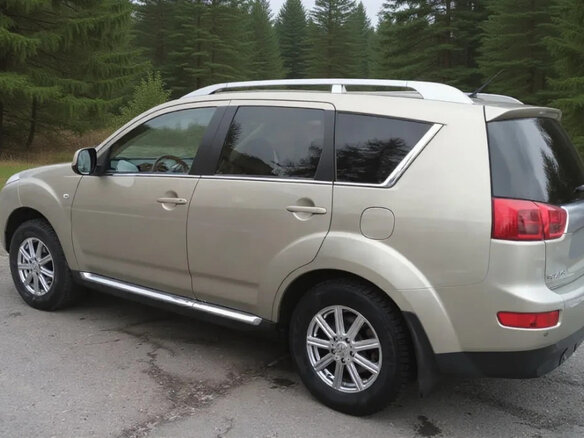 2008 Peugeot 4007, бежевый, 925000 рублей - вид 10