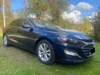 2019 Chevrolet Malibu IX Рестайлинг, синий, 1400000 рублей, вид 4