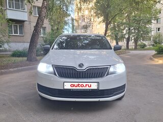 2019 Skoda Rapid I Рестайлинг, белый, 898000 рублей, вид 3