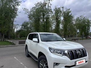 2020 Toyota Land Cruiser Prado 150 Series Рестайлинг 2, белый, 6500000 рублей, вид 4