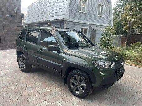 2022 Lada (ВАЗ) Niva Travel I, зелёный, 1100000 рублей, вид 1