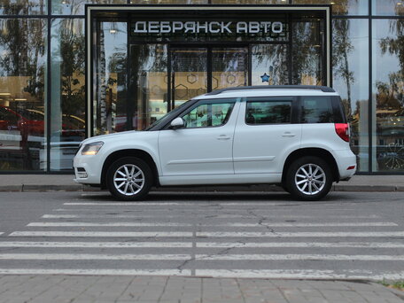 2016 Skoda Yeti I Рестайлинг, белый, 1050000 рублей, вид 3