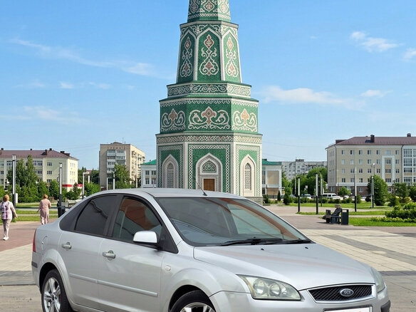 2006 Ford Focus II, серебристый - вид 2