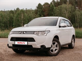 2013 Mitsubishi Outlander III, белый, 1130000 рублей, вид 1