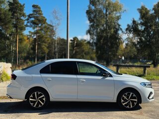 2021 Volkswagen Polo VI, белый, 1890000 рублей, вид 4